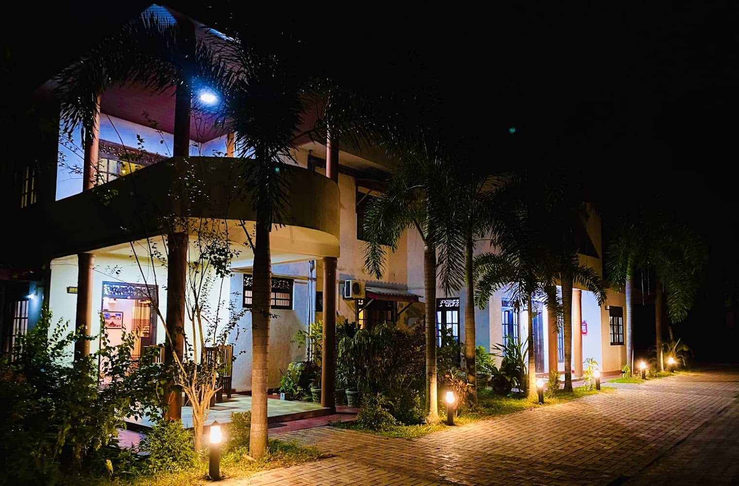 Ariyapperuma Guest House Hotel in Anuradhapura, Sri Lanka