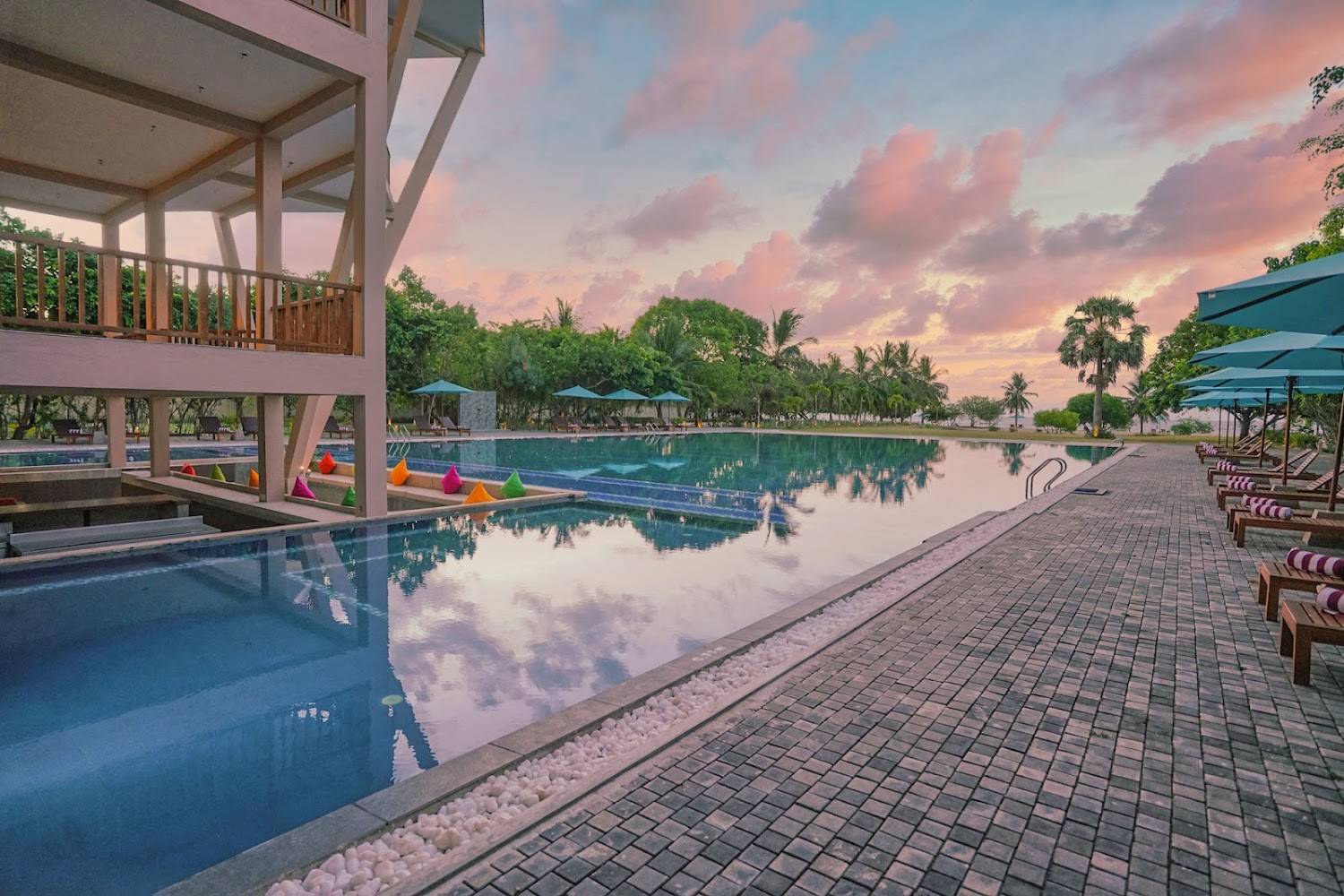 Breeze Pasikudah Resort hotel in Kalkudah, Sri Lanka