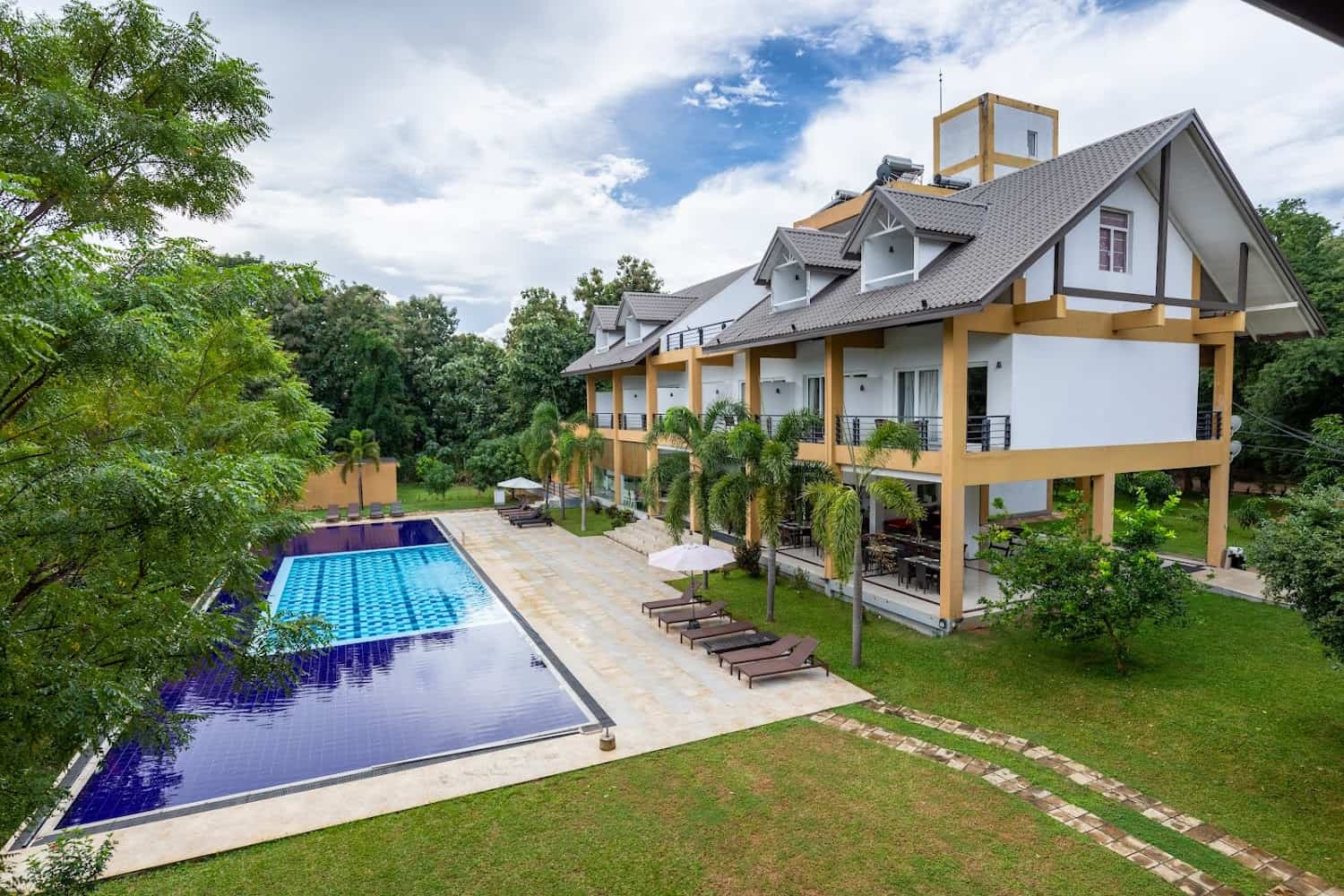 Cassandra Culture Resort Hotel in Avudangawa, Sri Lanka
