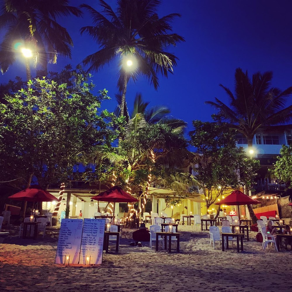Central Beach Inn Resort hotel in Mirissa, Sri Lanka
