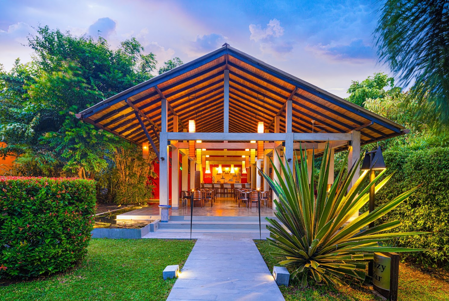 Chaarya Resort & Spa Hotel in Tissamaharama, Sri Lanka