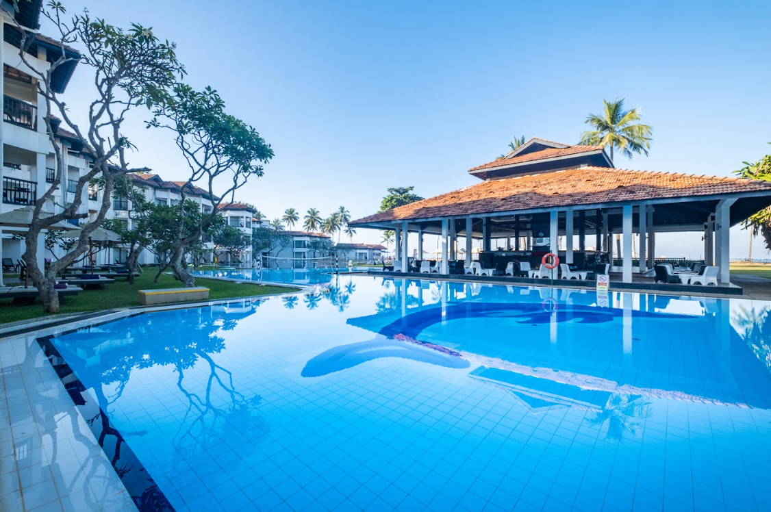 Club Hotel Dolphin Resort hotel in Waikkal, Sri Lanka