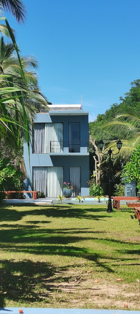 Endlessblue Resort Hotel in Kalametiya, Sri Lanka