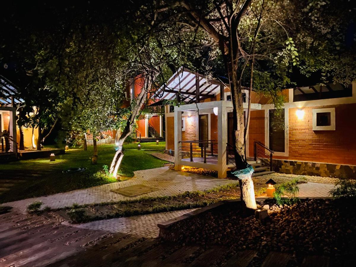 Eth Yahana - ඇත් යහන Hotel in Kataragama, Sri Lanka