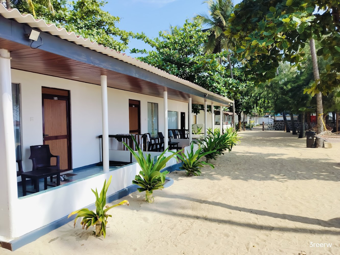 French garden Pragash Beach Hotel Hotel in Trincomalee, Sri Lanka