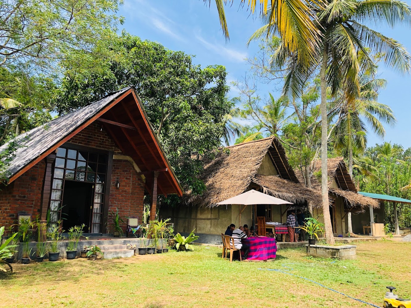 Gagees Lake view Cabana Resort hotel in Weeraketiya, Sri Lanka