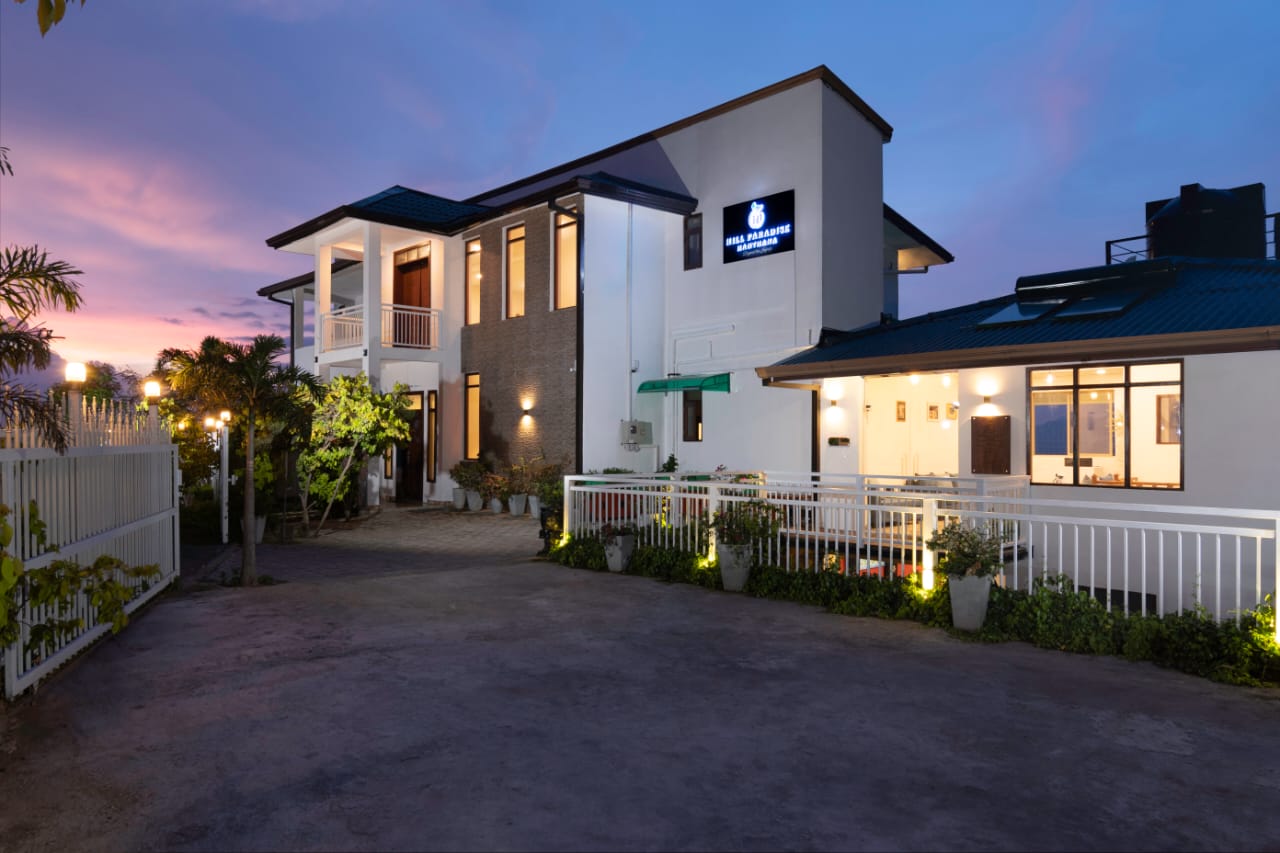 Hill Paradise Hanthana Hotel in Kandy, Sri Lanka