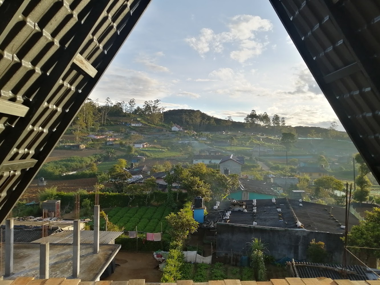 Hiranya Frame house (hilltop cabana) Resort hotel in Pattipola, Sri Lanka