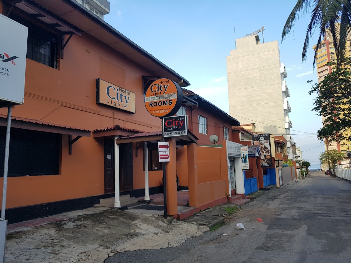 Hotel City Light Bambalapitiya Hotel in Colombo, Sri Lanka