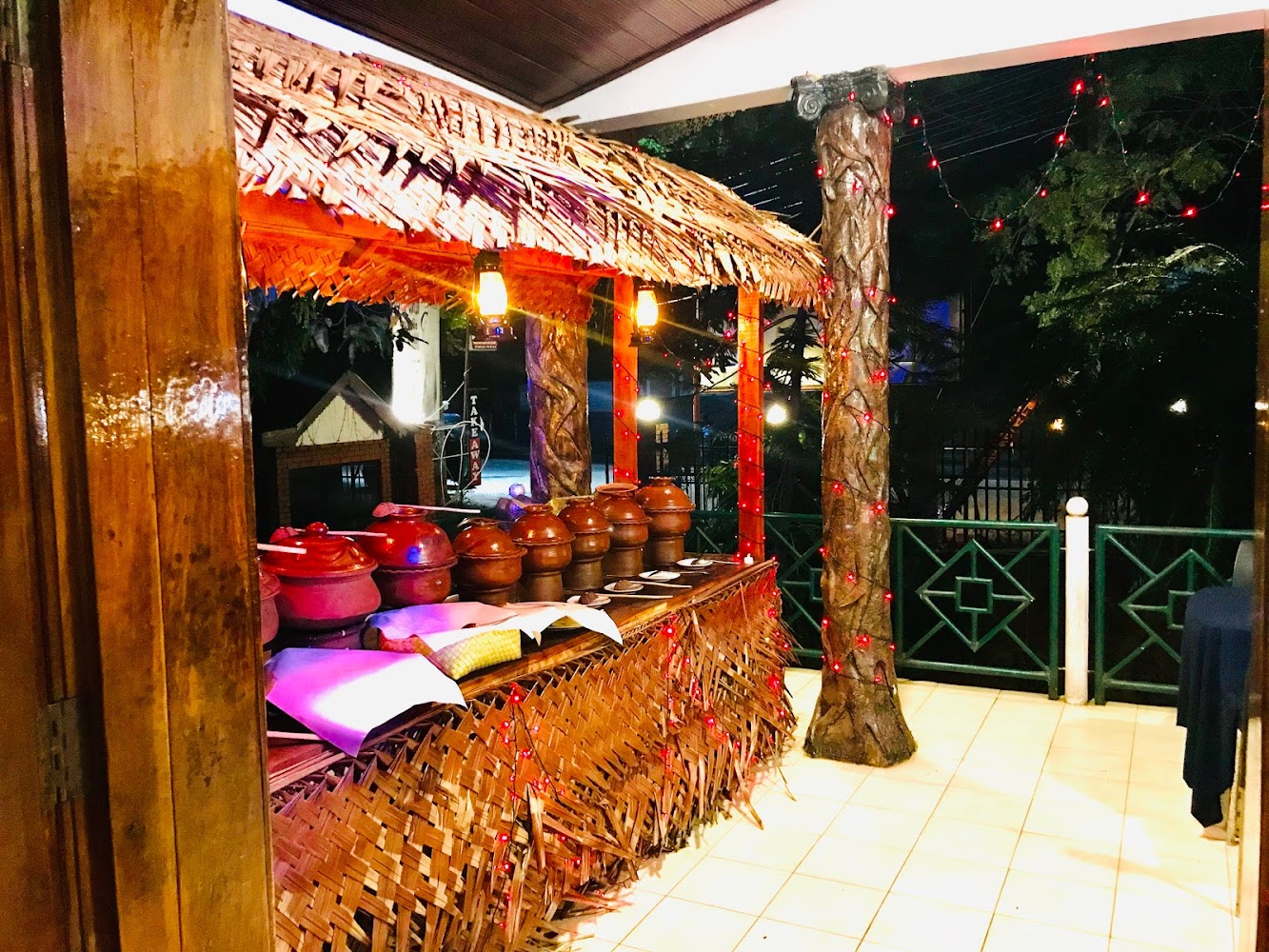 Hotel Oshin Hotel in Trincomalee, Sri Lanka