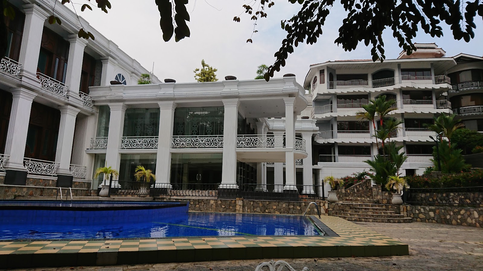 Hotel P.T. Gardens Hotel in Biyagama, Sri Lanka