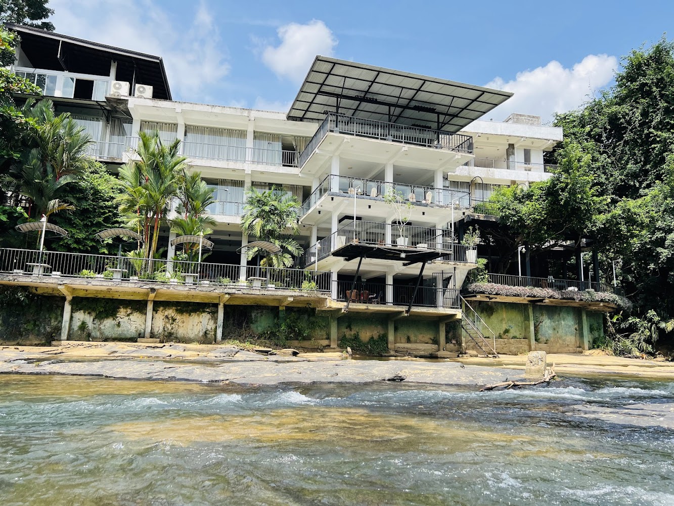 Hotel Ralidiya Hotel in Rambukkana, Sri Lanka