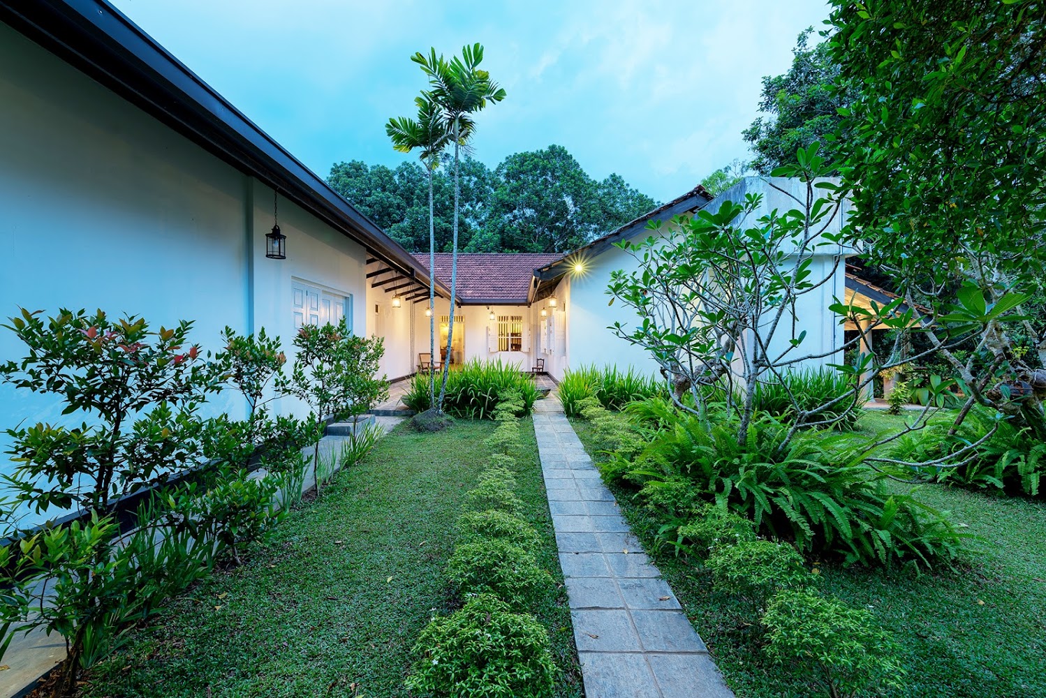 Ilukketiya Tea Chalets Hotel in Padinnoruwa, Sri Lanka