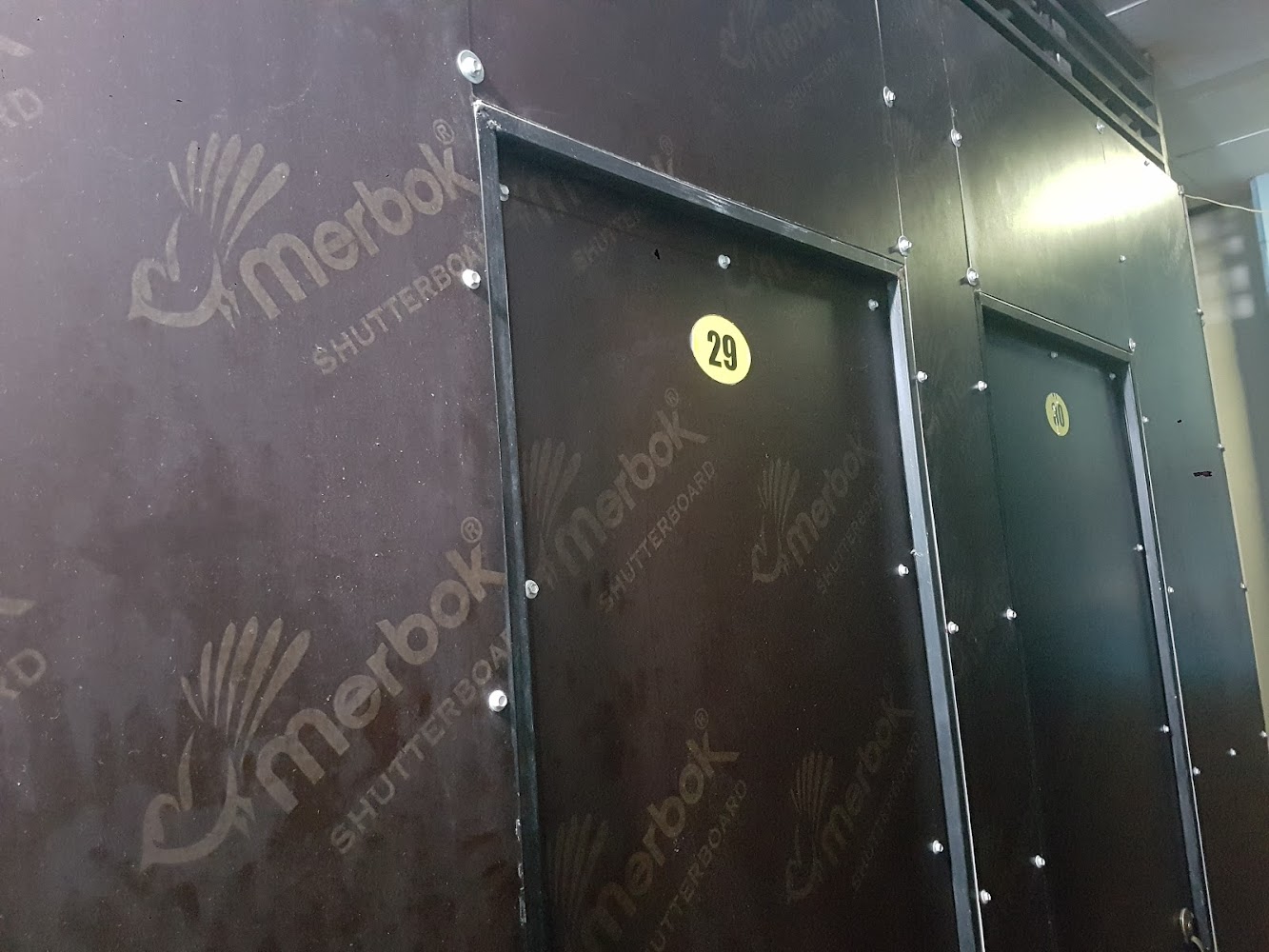 KLI Guest House & Lodge Capsule hotel in Colombo, Sri Lanka