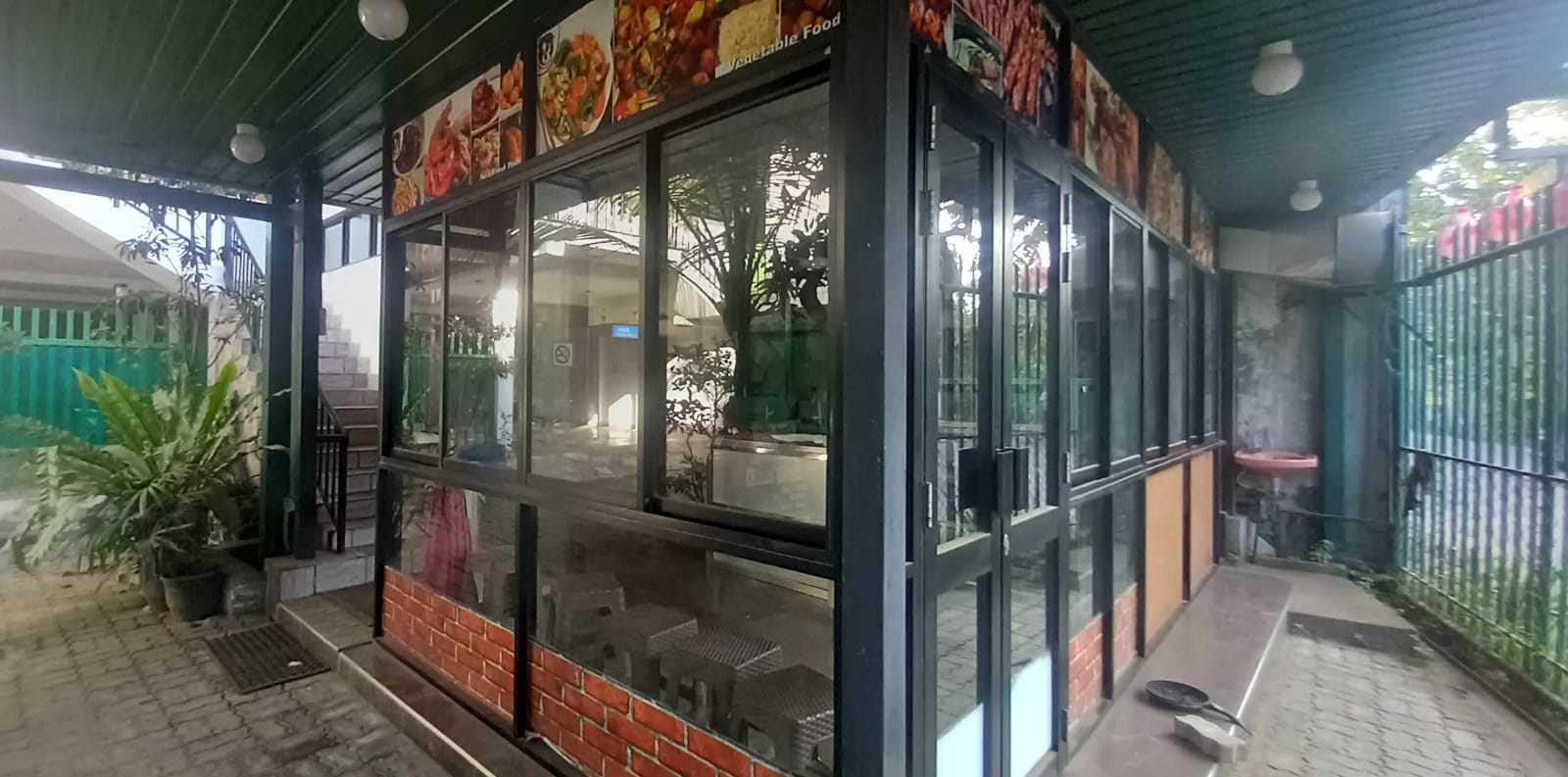 Kalani Riverside Hotel Hotel in Kolonnawa, Sri Lanka
