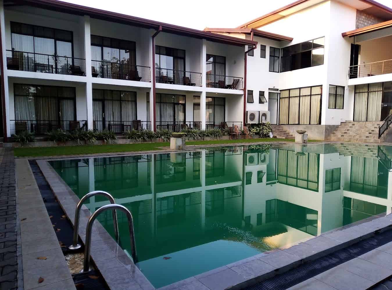 Kamvelta Holiday Resort Hotel in Bandaragama, Sri Lanka