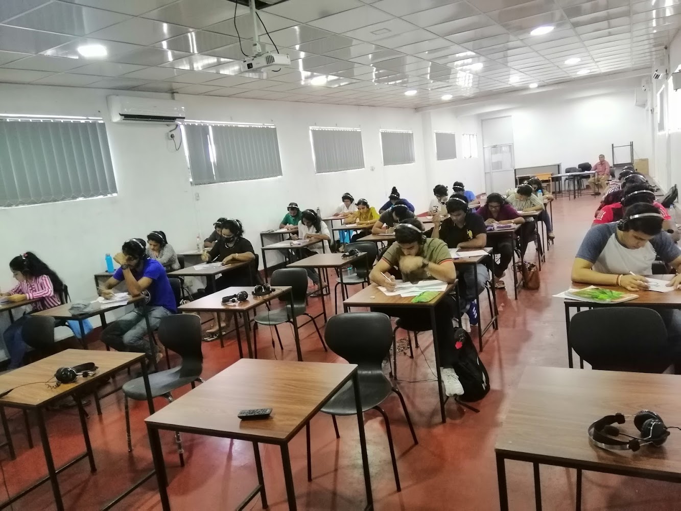Kandy language center Language school in Kandy, Sri Lanka