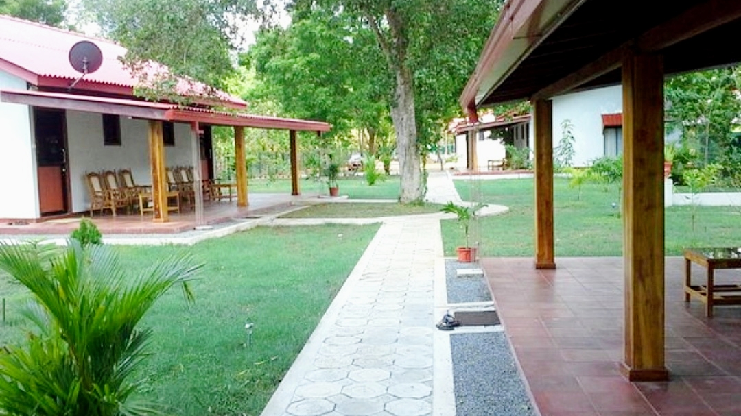Katharagama Safari Hotel Hotel in Kataragama, Sri Lanka