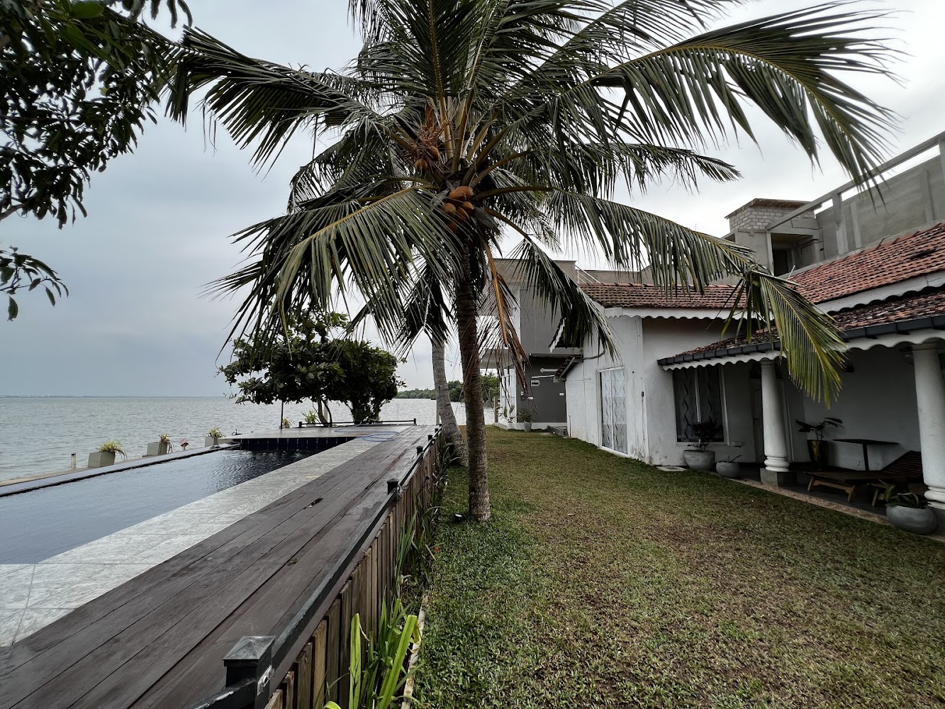 Lagoon Bay Negombo Hotel in Negombo, Sri Lanka