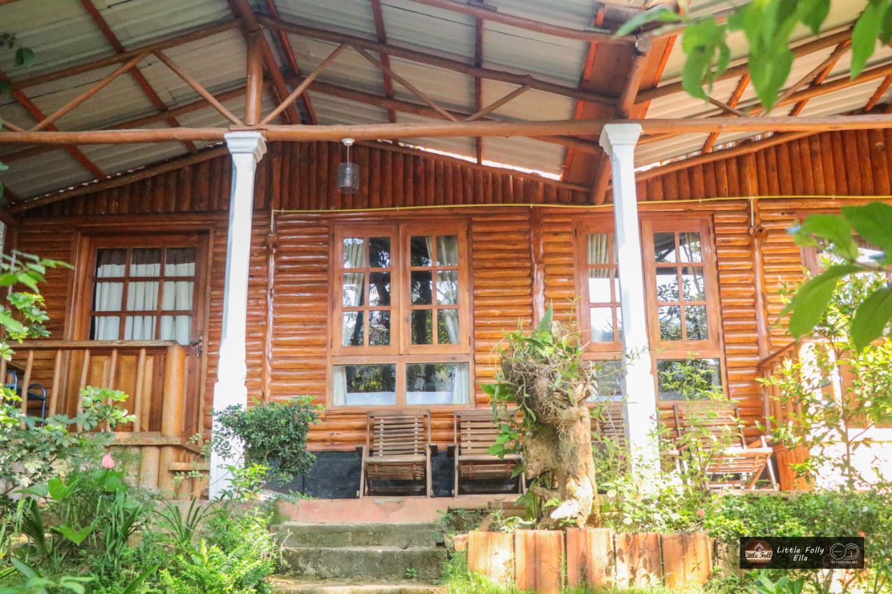 Little Folly Hidden Wood Cabins Hotel in Ambagollapathana, Sri Lanka