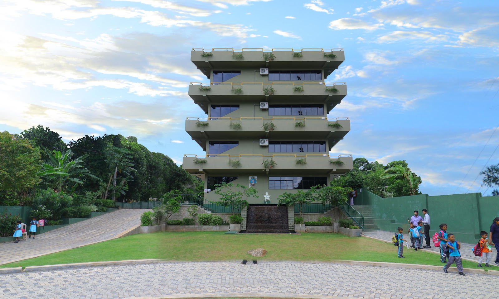 Lyceum International School School in Kurunegala, Sri Lanka