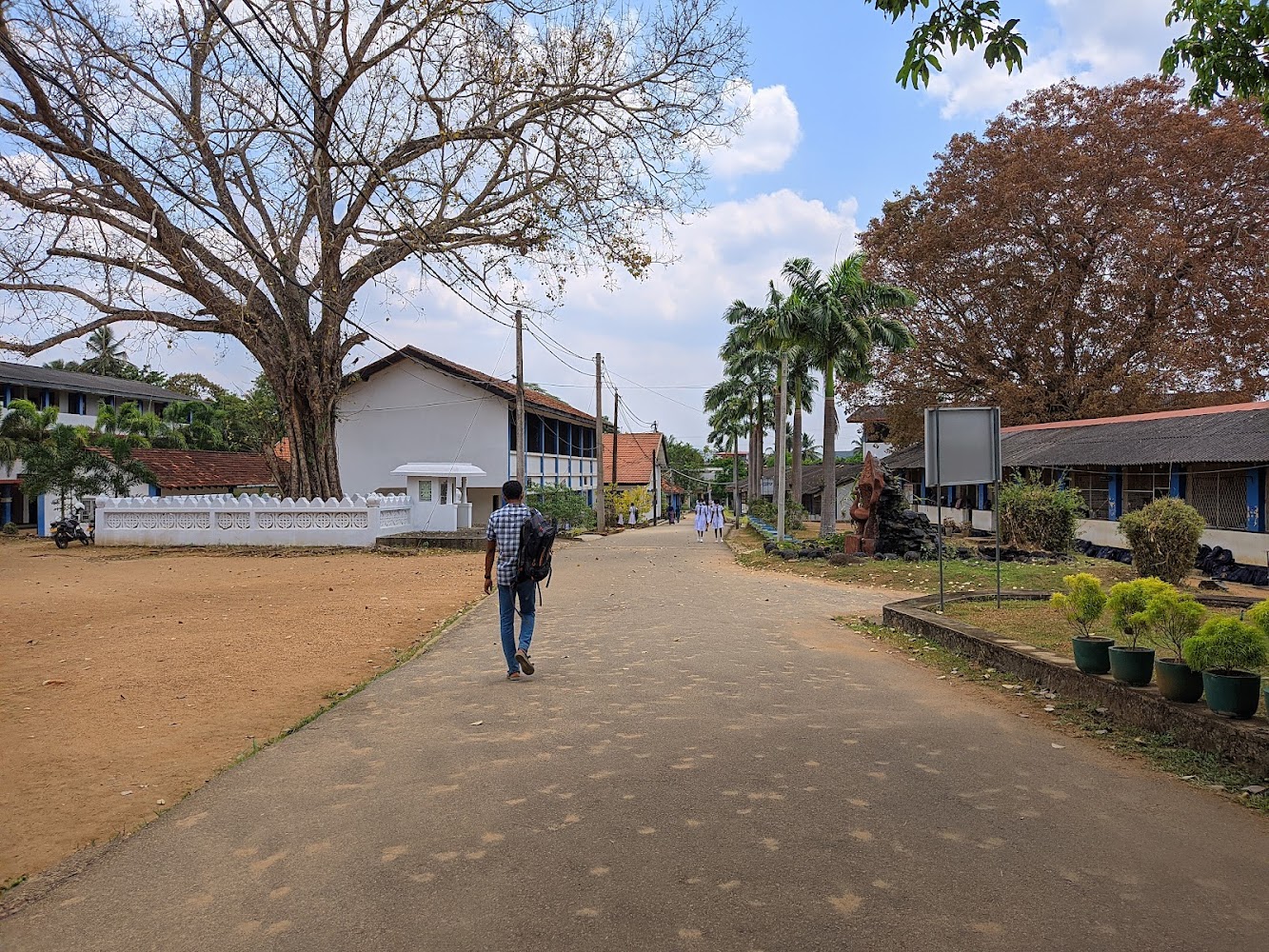 Mayurapada Central College School in Narammala, Sri Lanka