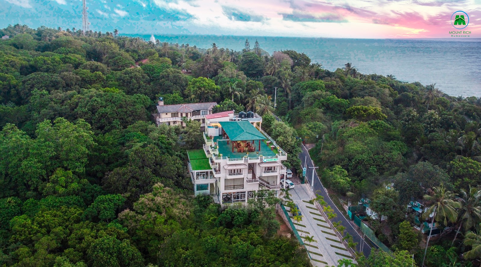 Mount Rich Rumassala Hotel in Unawatuna, Sri Lanka