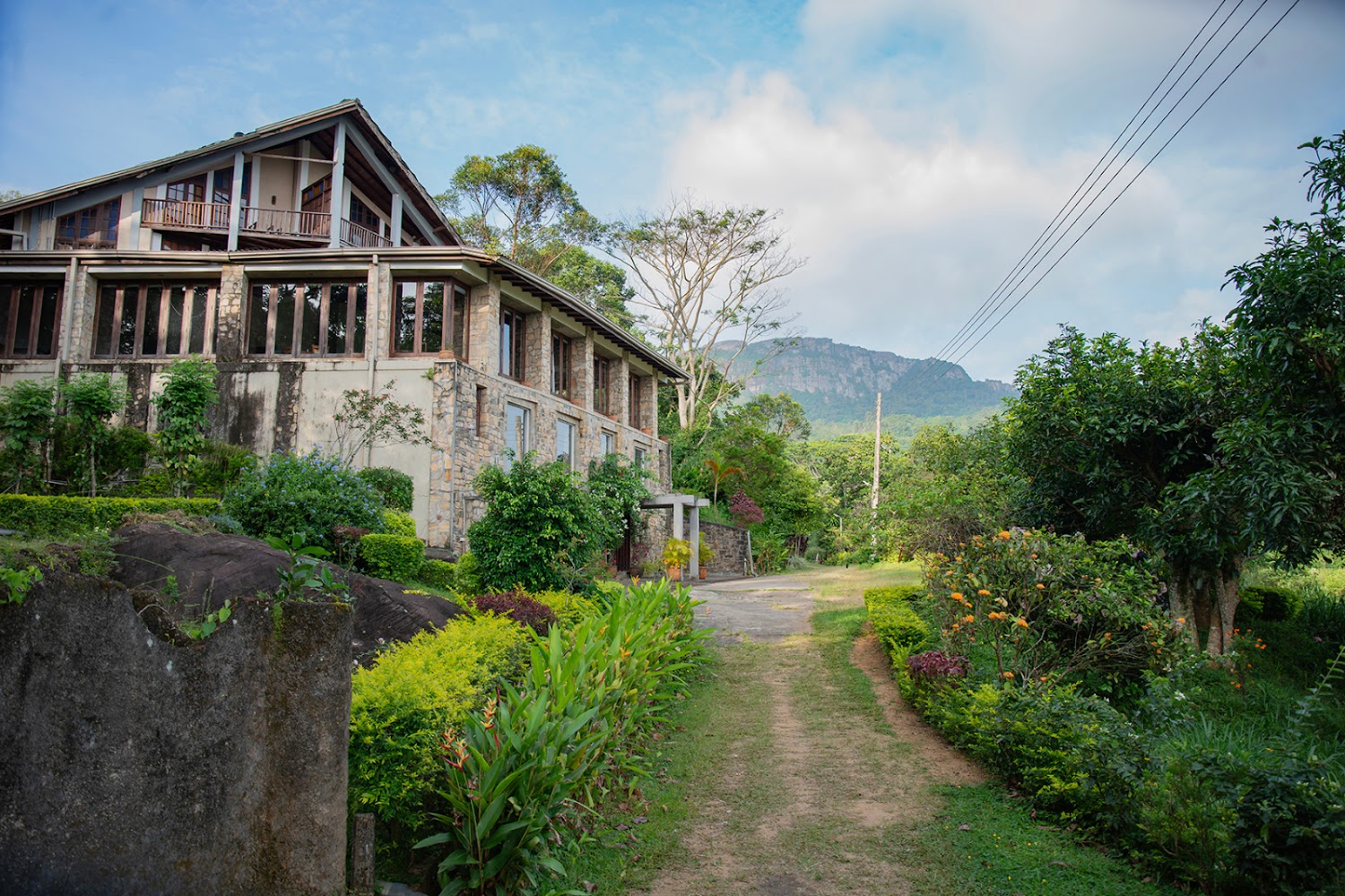 Mount Royal Hanthana Hotel in Kandy, Sri Lanka