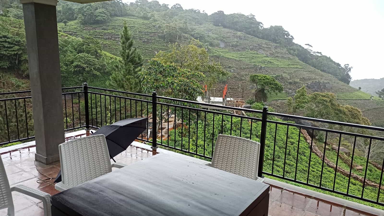 Mountain Villa Resort hotel in Suriyakanda, Sri Lanka