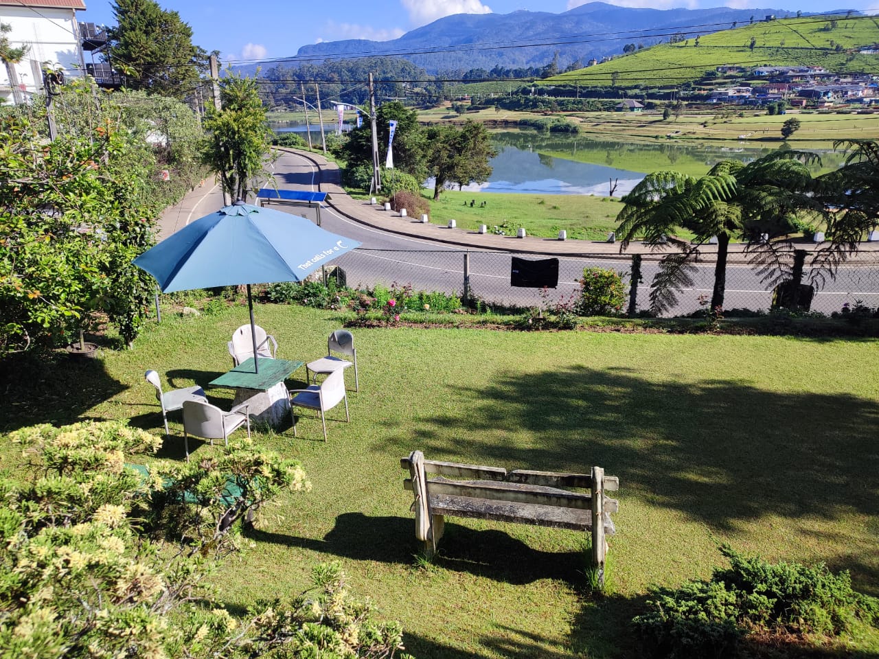 NUWARA ELIYA YENISEY LAKE VIEW BUNGALOW