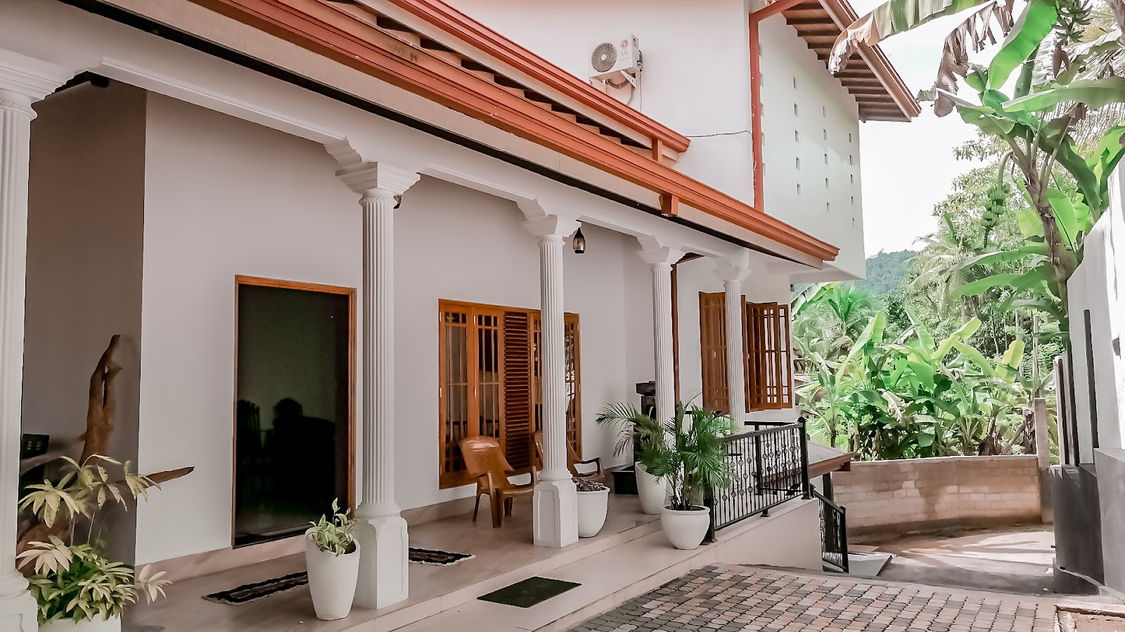 New White House Hotel Hotel in Ratnapura, Sri Lanka
