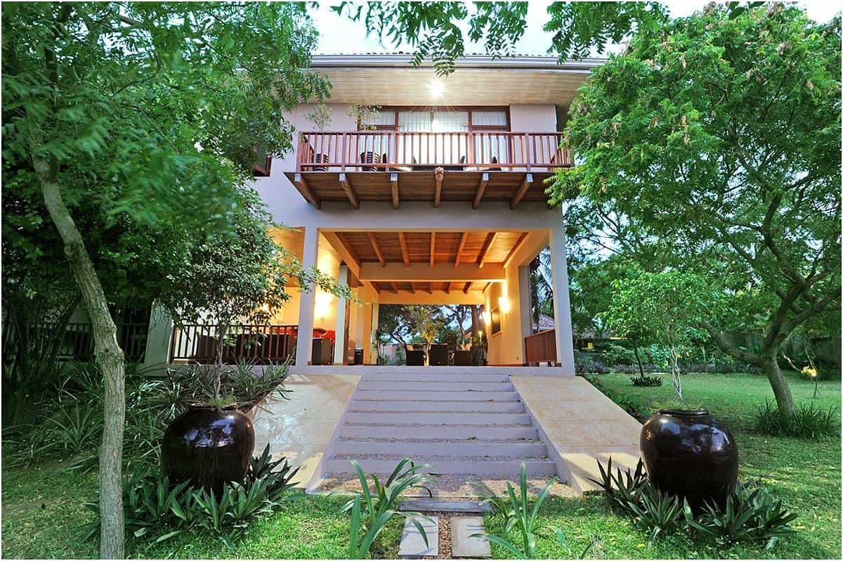 Nikara Luxury Beach House Hotel in Kirinda, Sri Lanka