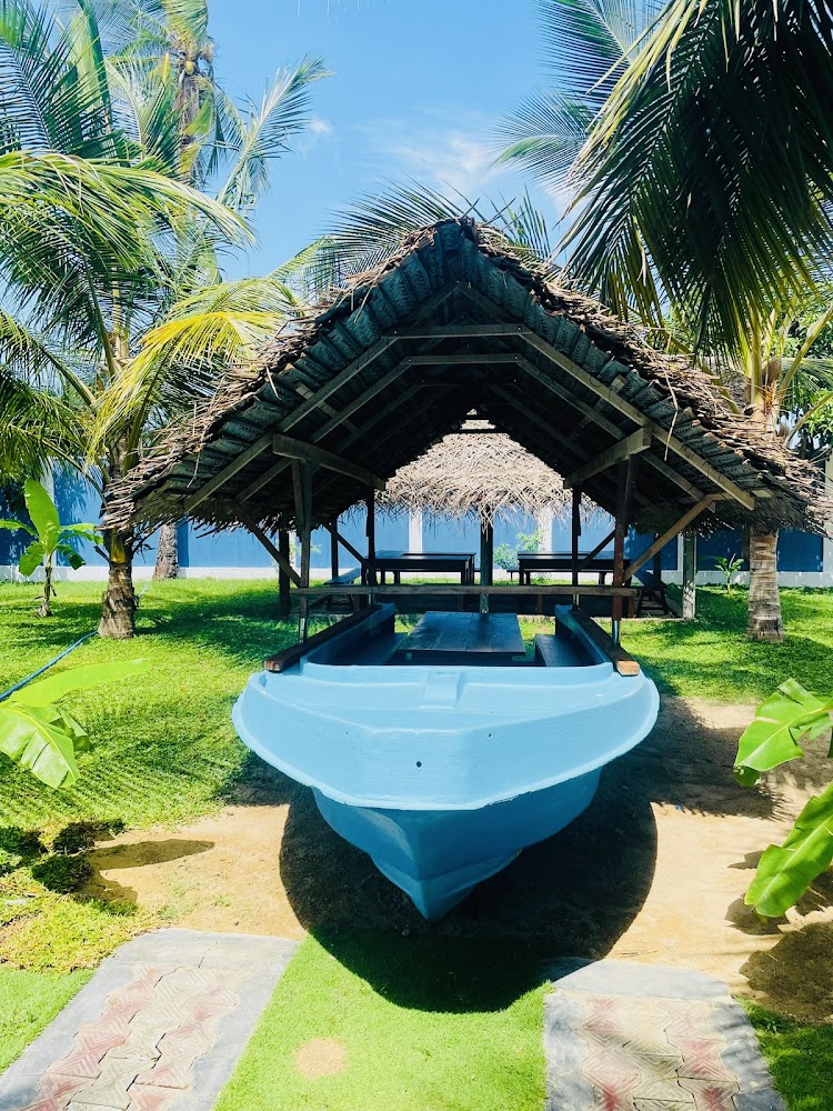 Nilaveli Hybrid Holiday Hotel Hotel in Trincomalee, Sri Lanka