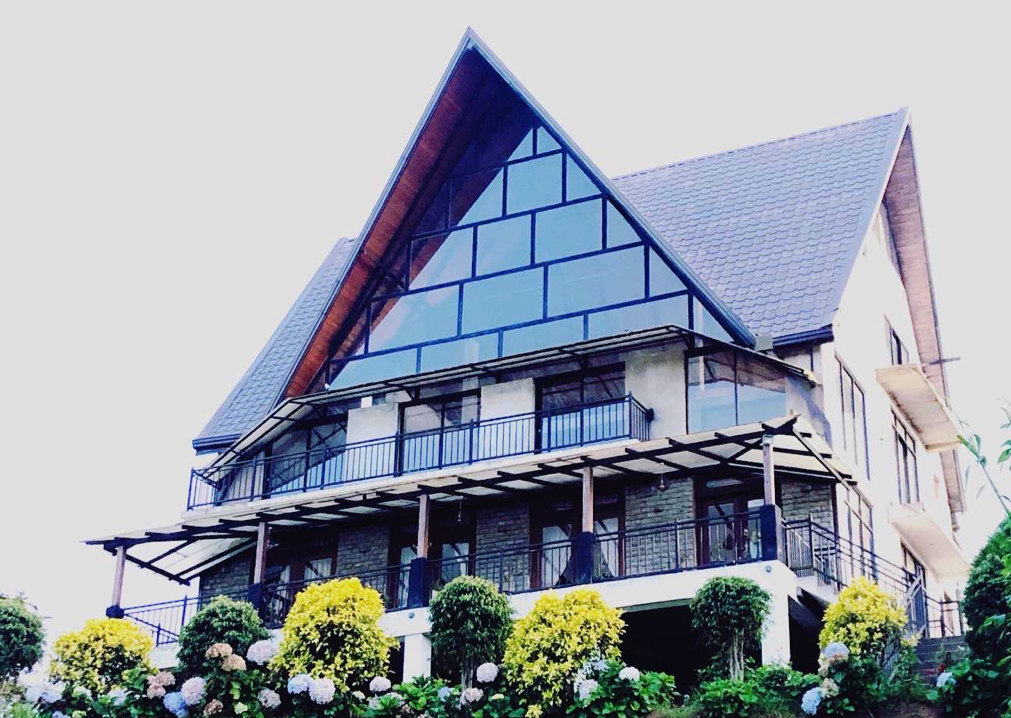 Omaya Hills Hotel in Nuwara Eliya, Sri Lanka