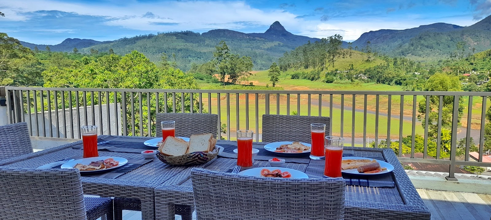 Pekoe Lodge Hotel in Maskeliya, Sri Lanka
