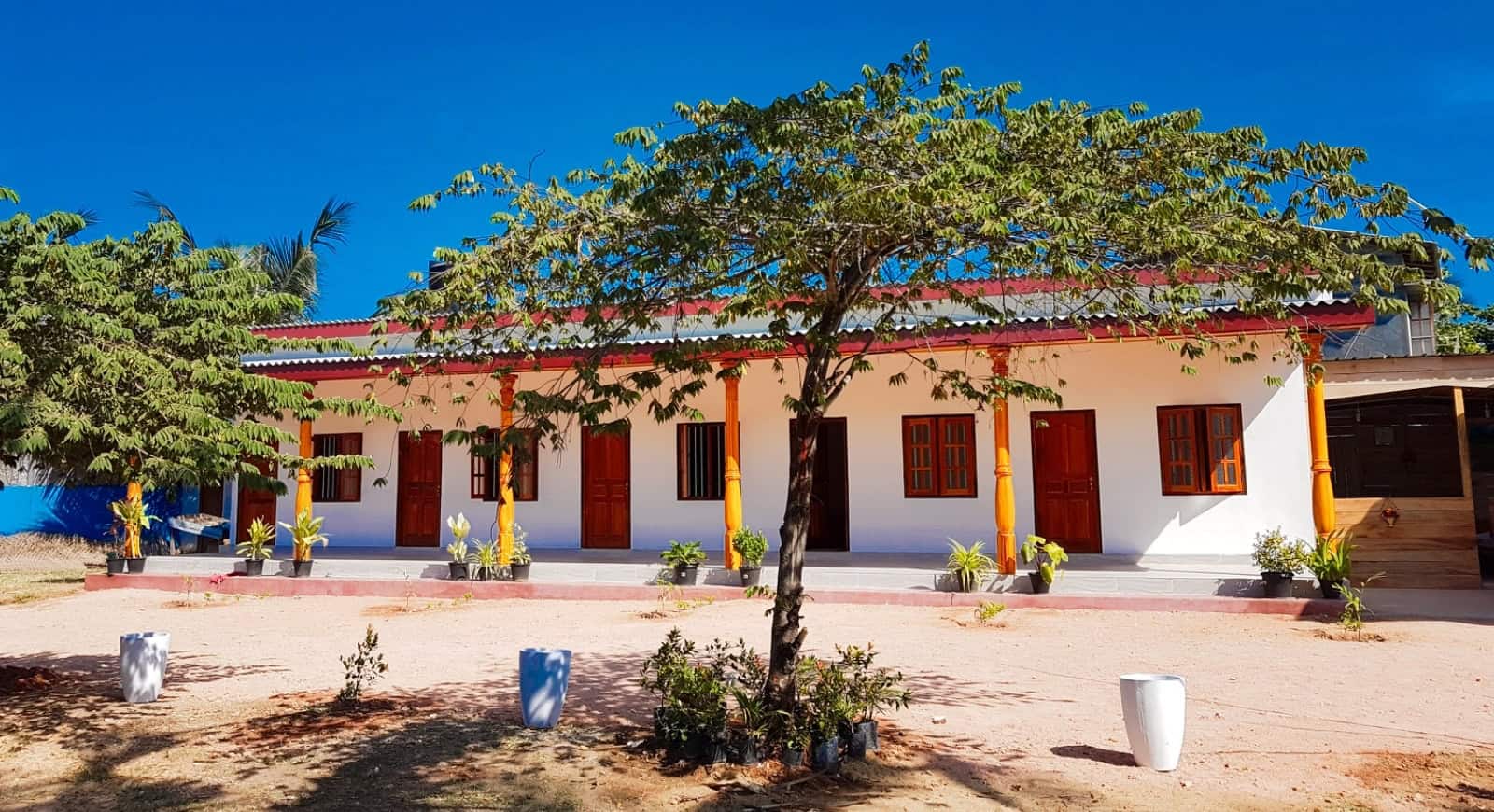 Pleasant Park Holiday Inn Hotel in Trincomalee, Sri Lanka