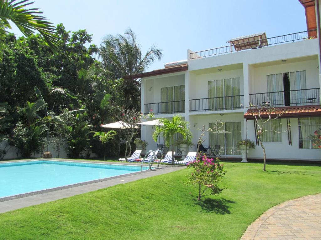 Rainbow Lagoon Resort, Negombo Hotel in Negombo, Sri Lanka