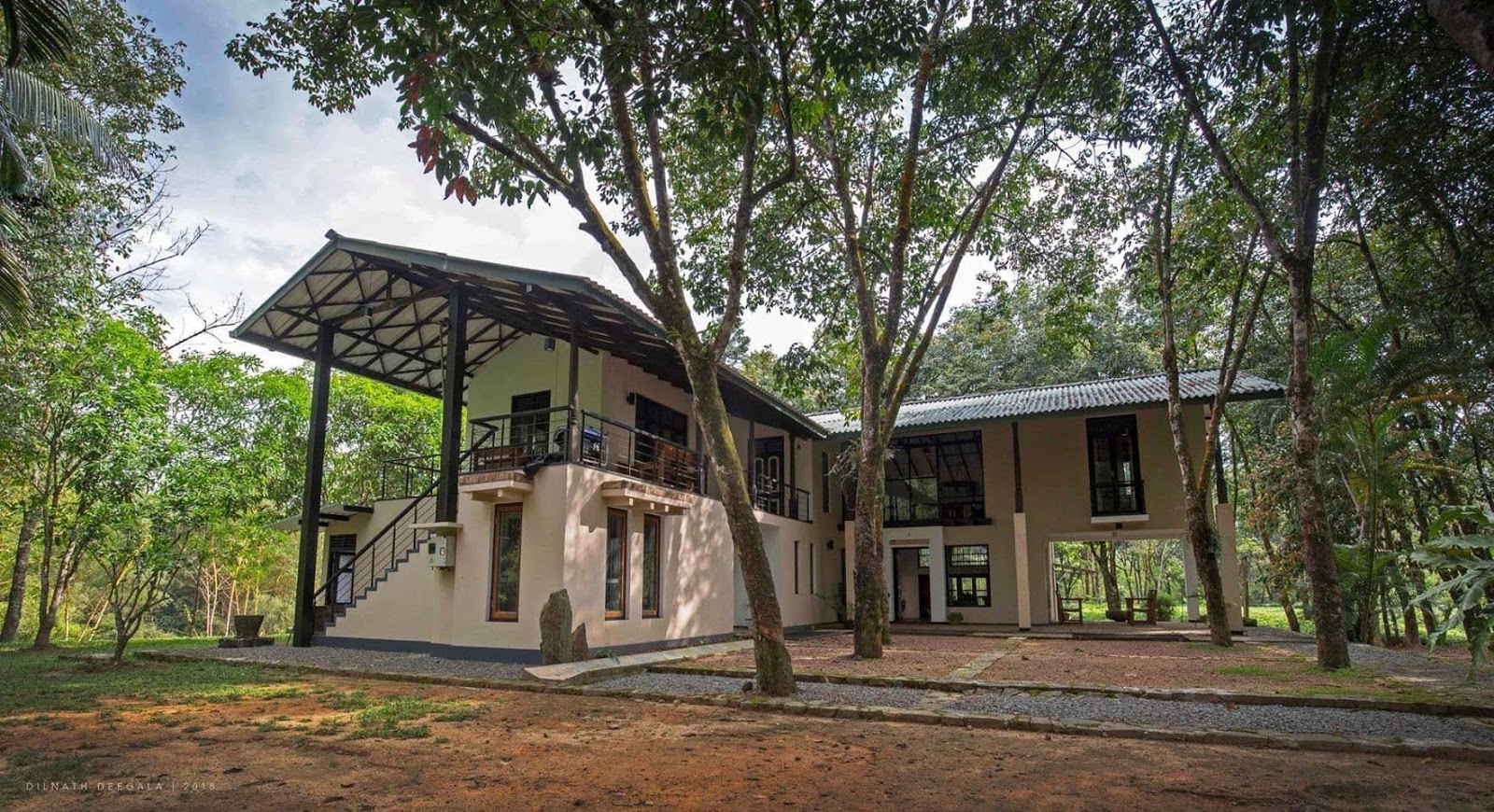 River Bend Hide Out Hotel in LK, Sri Lanka