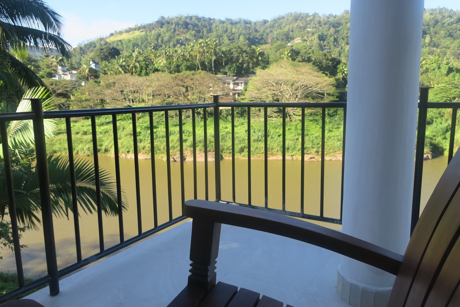 Riverview - Kandy Hotel in Sirimalwatta, Sri Lanka