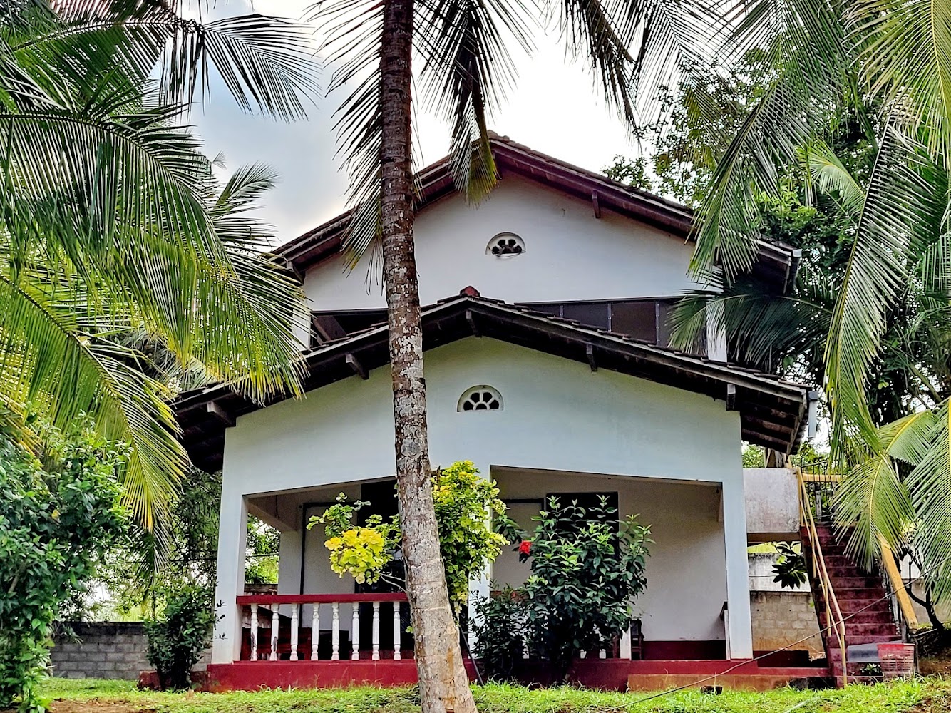 Rocky Point Beach front Pool Resort Hotel in Tangalle, Sri Lanka