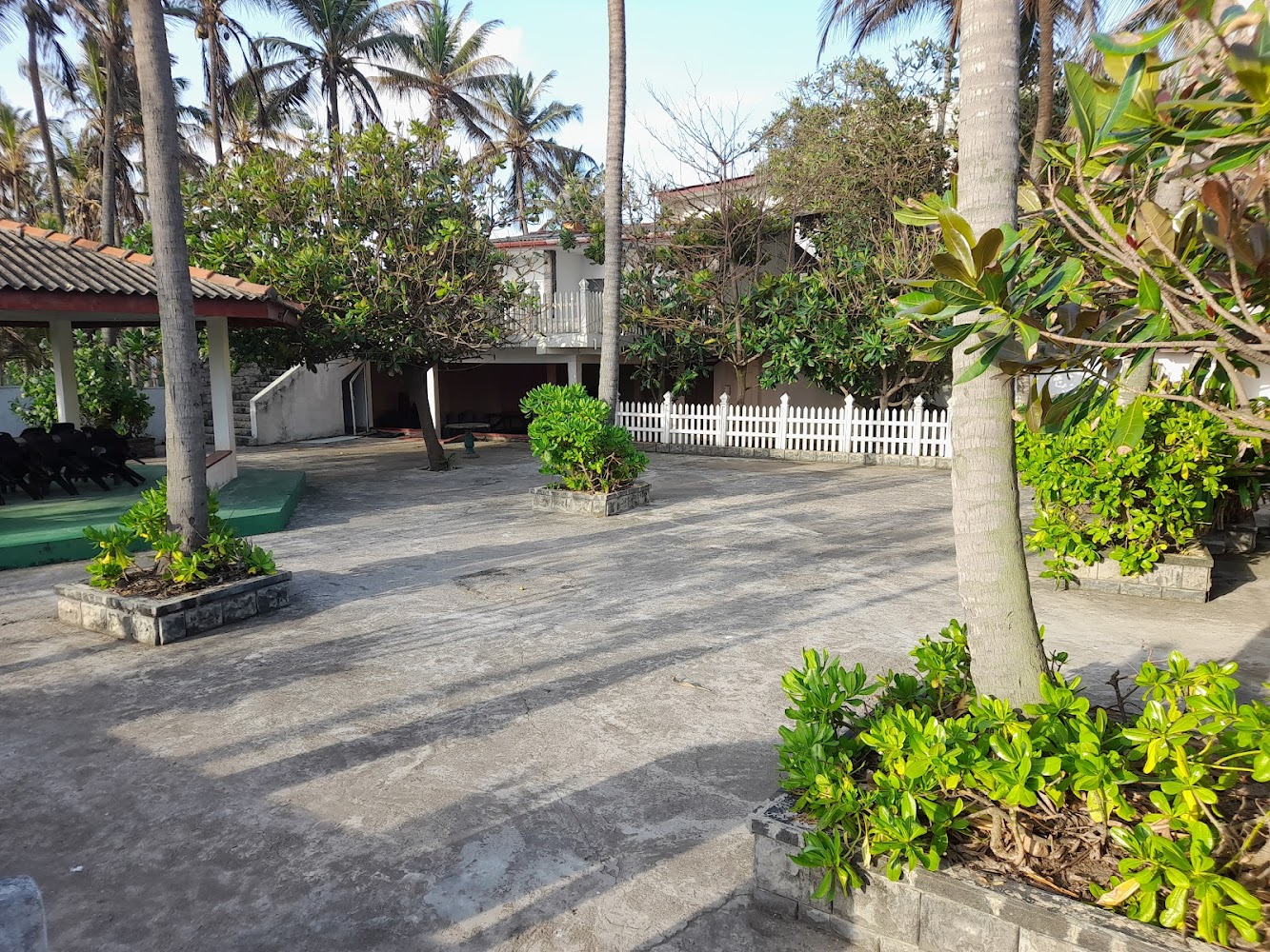 Sea Shine Beach Hotel Hotel in Negombo, Sri Lanka