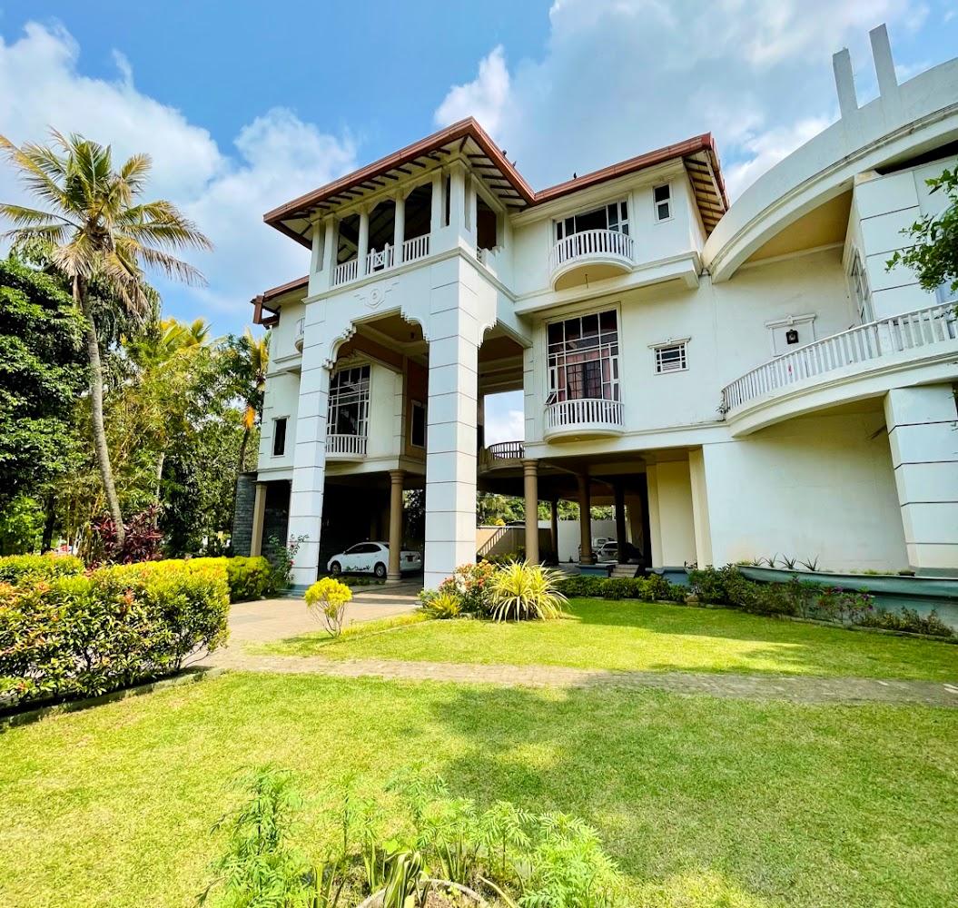 Seasons Hotel Hotel in Kurunegala, Sri Lanka