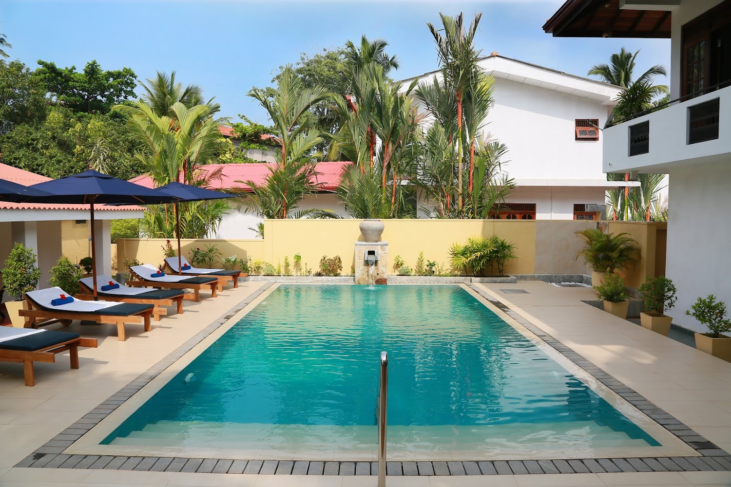 Sky And Sand Guesthouse Hotel in Beruwala, Sri Lanka