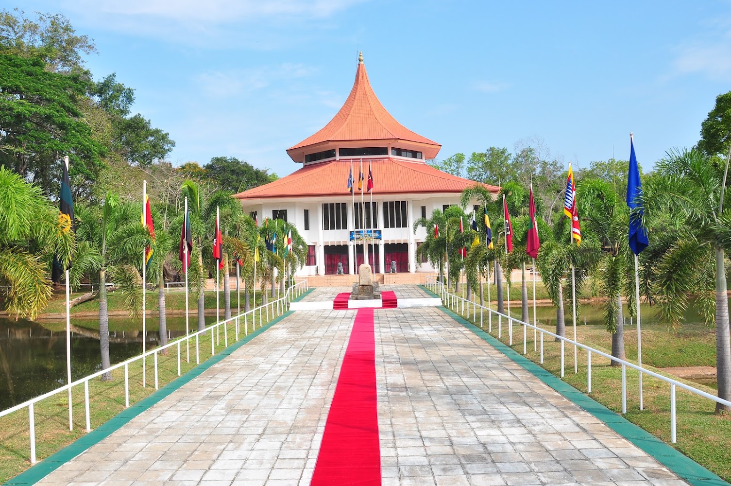 Sri Lanka Army War College Military school in Buttala, Sri Lanka