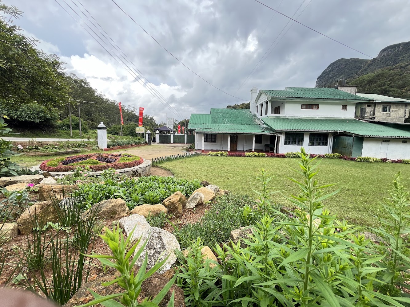 The Green Savanna Holiday Bungalow & Restaurant Hotel in Nuwara Eliya, Sri Lanka
