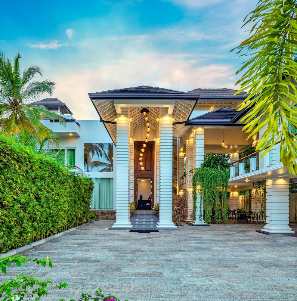 The Palace by Ocean Hotel in Ahungalla, Sri Lanka