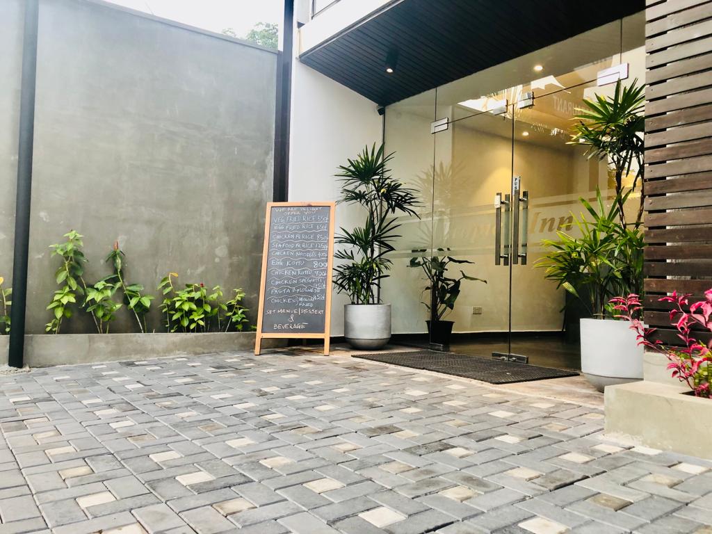 Tropic Inn - Mount Lavinia Hotel in Dehiwala-Mount Lavinia, Sri Lanka