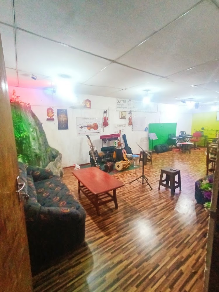 Veenadhari Music Ashram Music school in Kadawatha, Sri Lanka