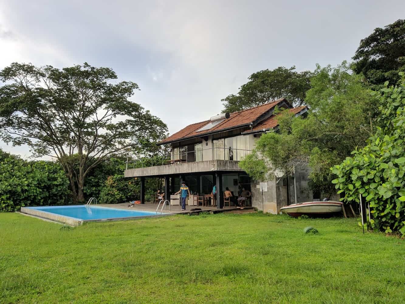 Yoho Lake House Bolgoda Hotel in Panadura, Sri Lanka
